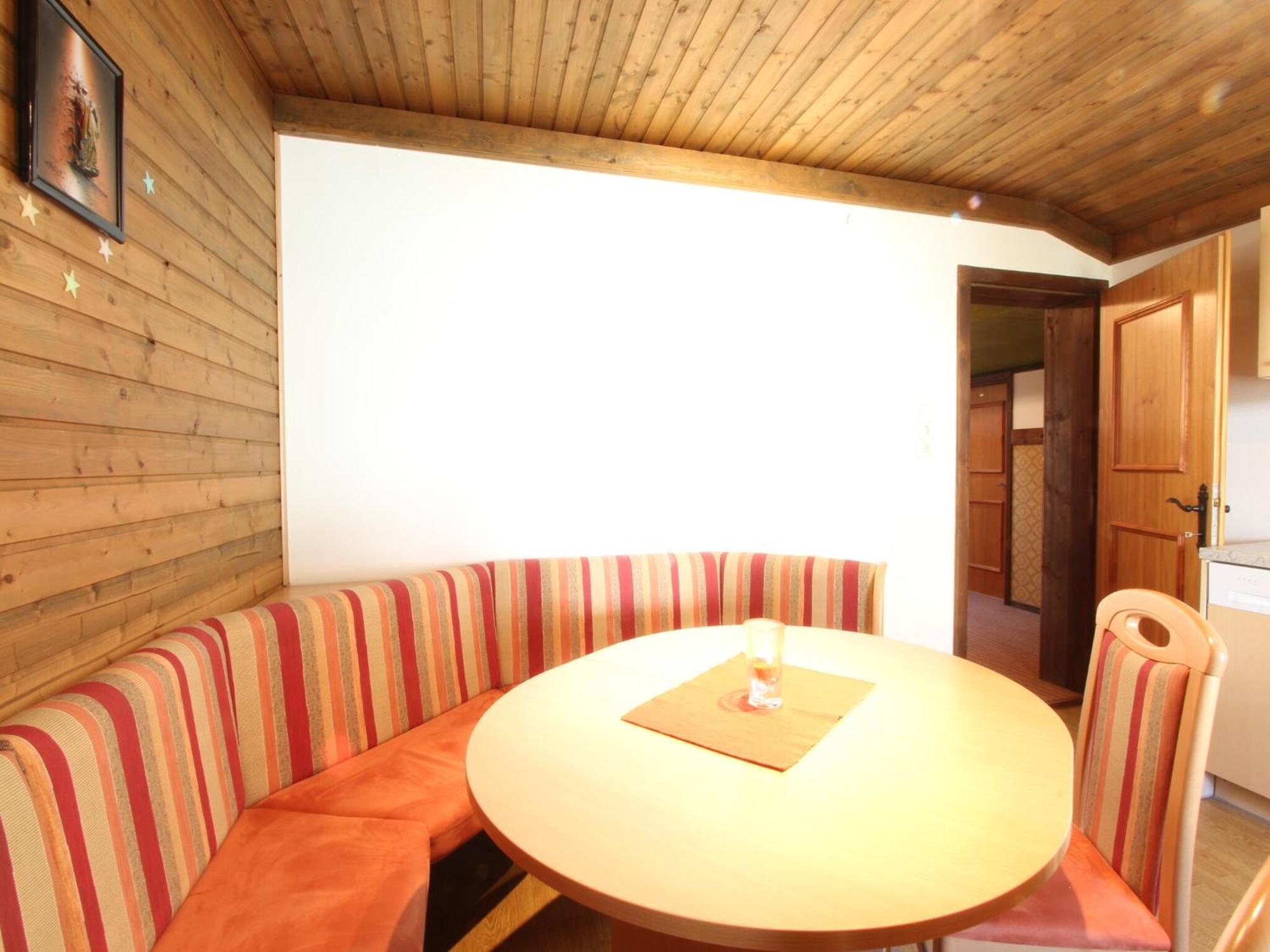 Spacious Apartment Near Ski Area In 미테르질 외부 사진