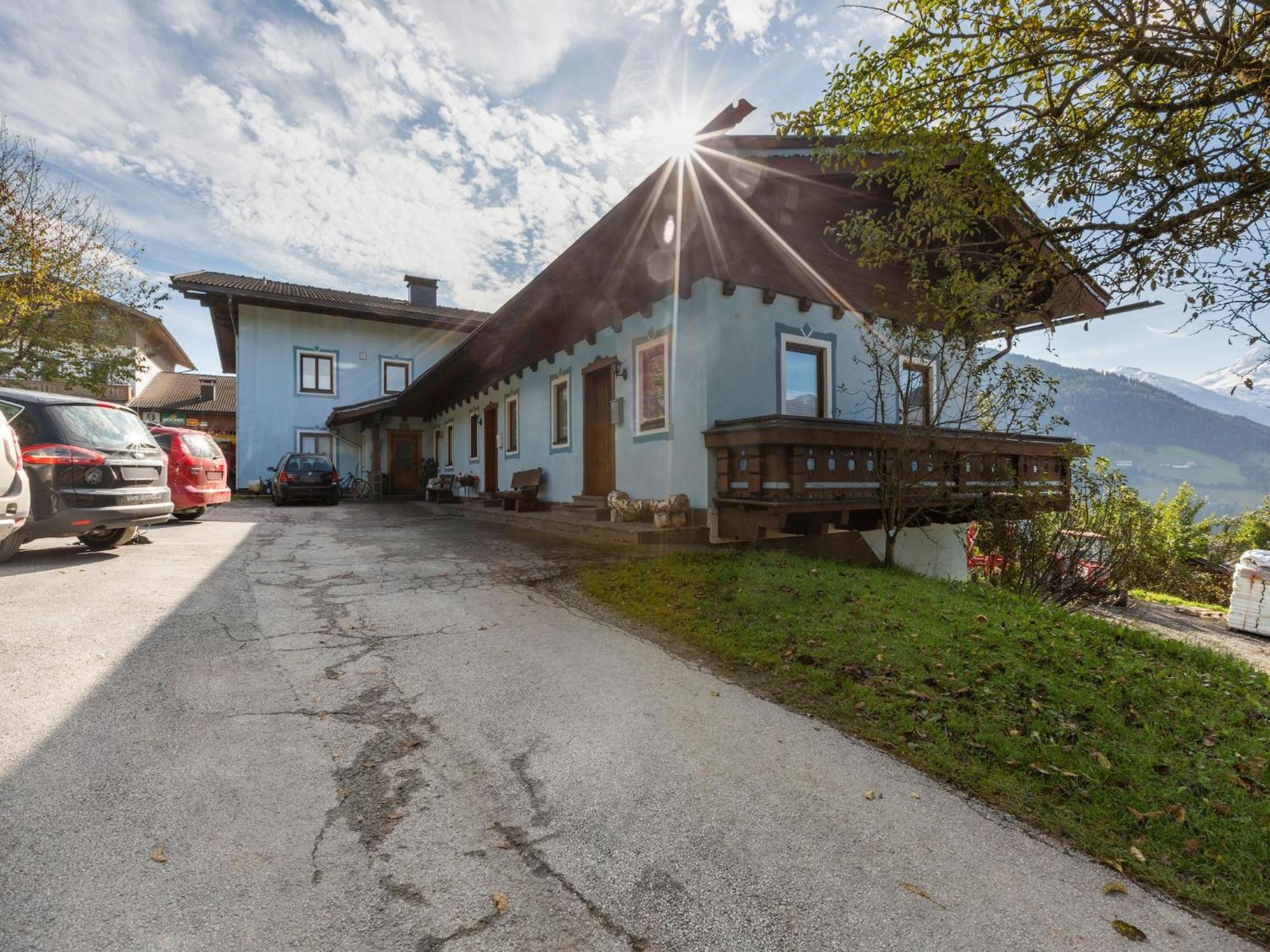 Spacious Apartment Near Ski Area In 미테르질 외부 사진